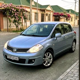 Nissan Versa 2010