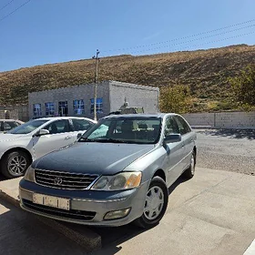 Toyota Avalon 2000