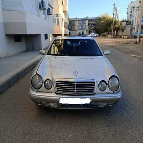 Mercedes-Benz E320 1998