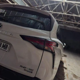 Toyota Sienna 2024