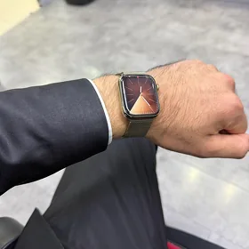 Apple Watch 9 stainles