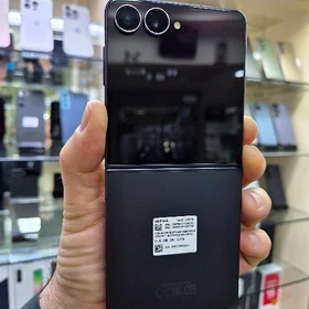 SAMSUNG  Z FLIP 7