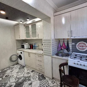 🏡 Satlyk 1etaj 3kom 40-let