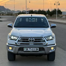 Toyota Hilux 2025