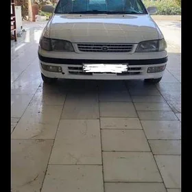 Toyota Corona 1995