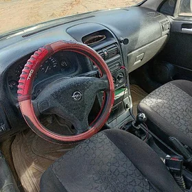 Opel Astra 1999