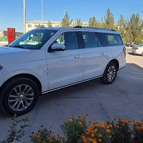 Ford Expedition 2021