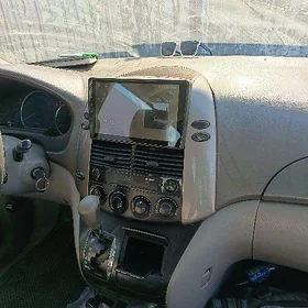 Toyota Sienna 2009