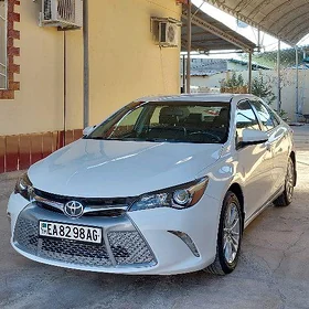 Toyota Camry 2017
