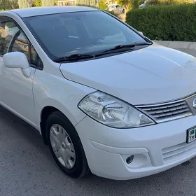 Nissan Versa 2010