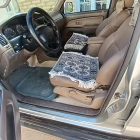 Toyota 4Runner 2000