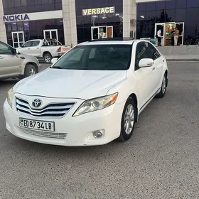 Toyota Camry 2011