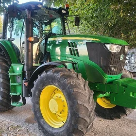 John Deere 2021