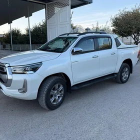 Toyota Hilux 2026