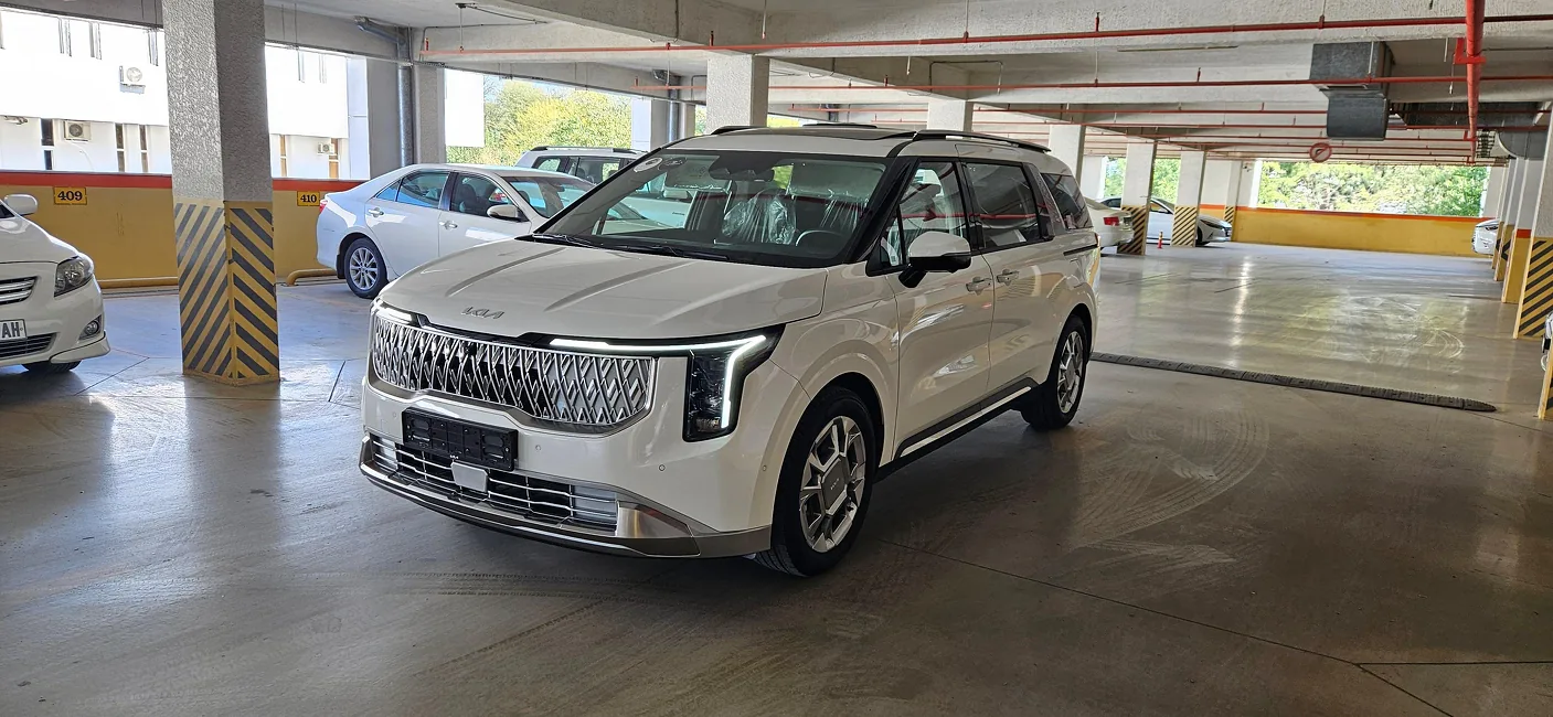 Kia Carnival 2025 - 1