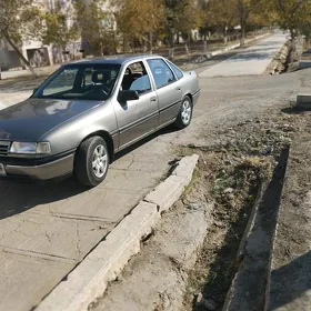 Opel Vectra 1990