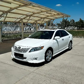 Toyota Camry 2011