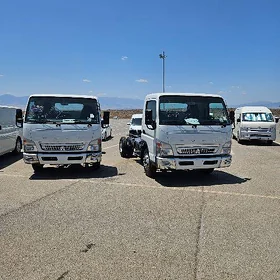 Mitsubishi Canter 2025