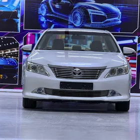 Toyota Camry 2014