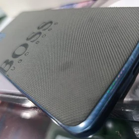 Samsung M 32.