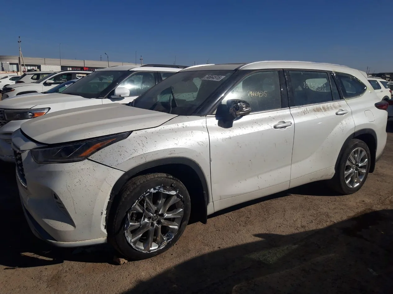 Toyota Highlander 2022 - 1