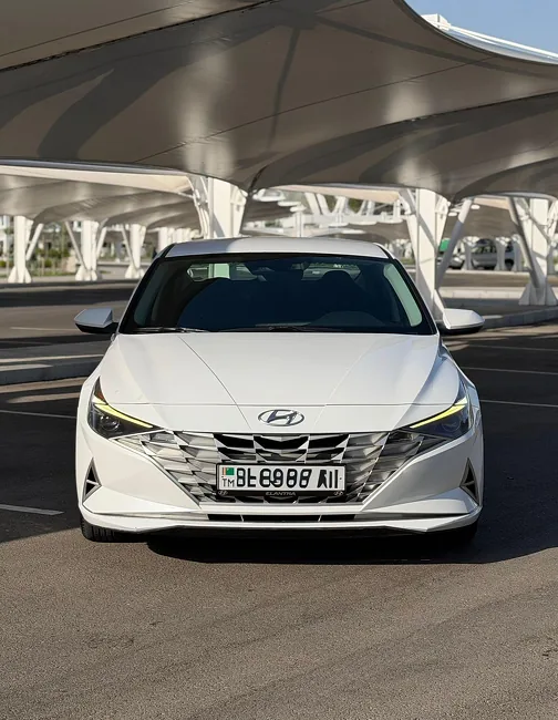 Hyundai Elantra 2021 - 1