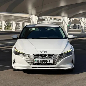 Hyundai Elantra 2021