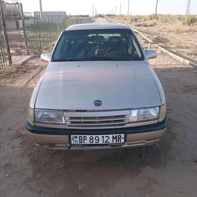 Opel Vectra 1990