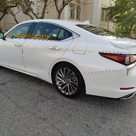 Lexus ES 350 2020