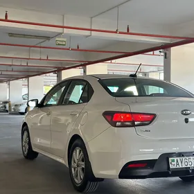 Kia Rio 2020