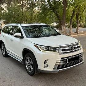 Toyota Highlander 2017