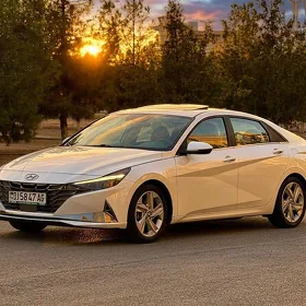 Hyundai Elantra 2021