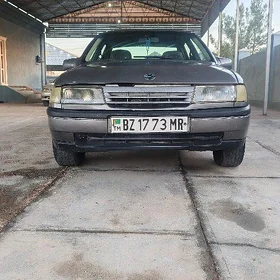 Opel Vectra 1989