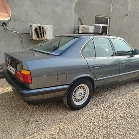 BMW 520 1990