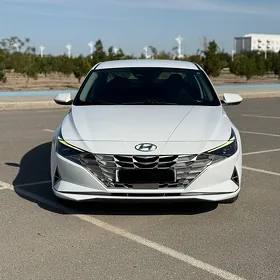 Hyundai Elantra 2021