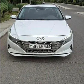 Hyundai Elantra 2021