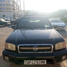 Nissan Pathfinder 2003