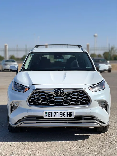 Toyota Highlander 2022 - 1