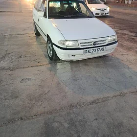 Opel Astra 1993