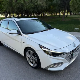 Hyundai Elantra 2023