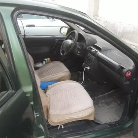 Opel Vita 1997