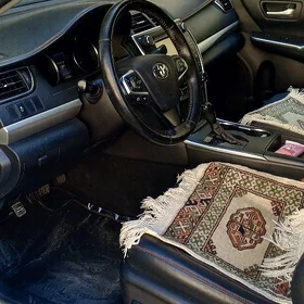 Toyota Camry 2014