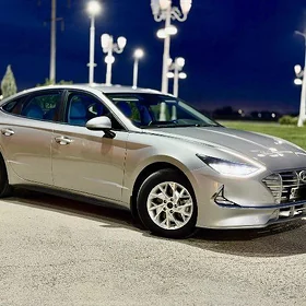 Hyundai Sonata 2021