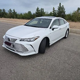 Toyota Avalon 2022