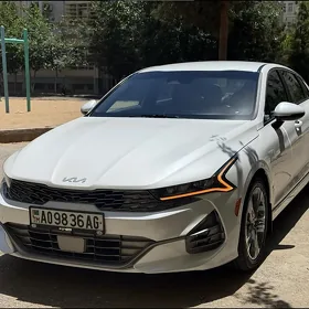 Kia K5 2021