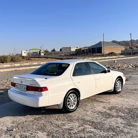 Toyota Camry 2001