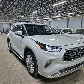 Toyota Highlander 2022