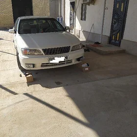 Nissan Maxima 1998