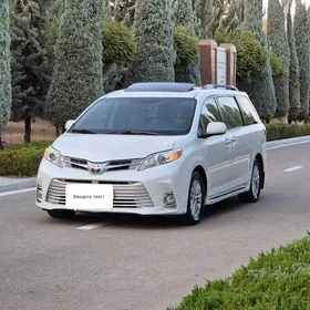 Toyota Sienna 2016