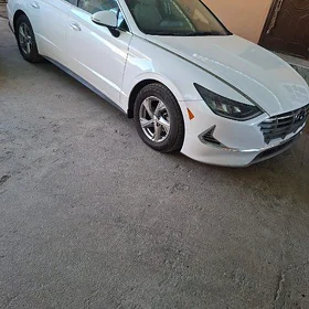 Hyundai Sonata 2022